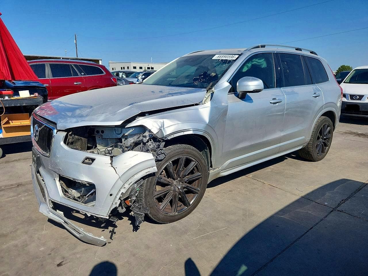 2018 VOLVO XC90