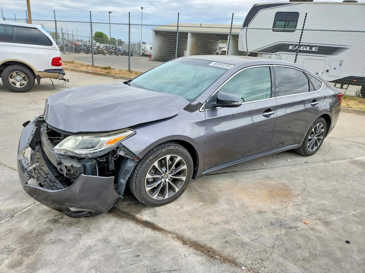 2016 TOYOTA AVALON