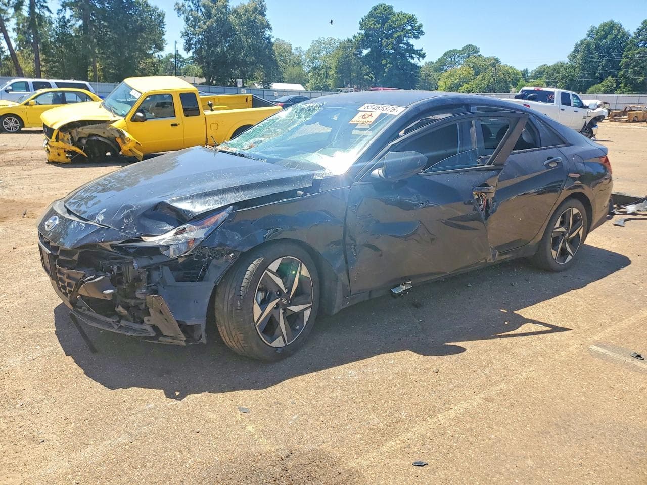 2023 HYUNDAI ELANTRA
