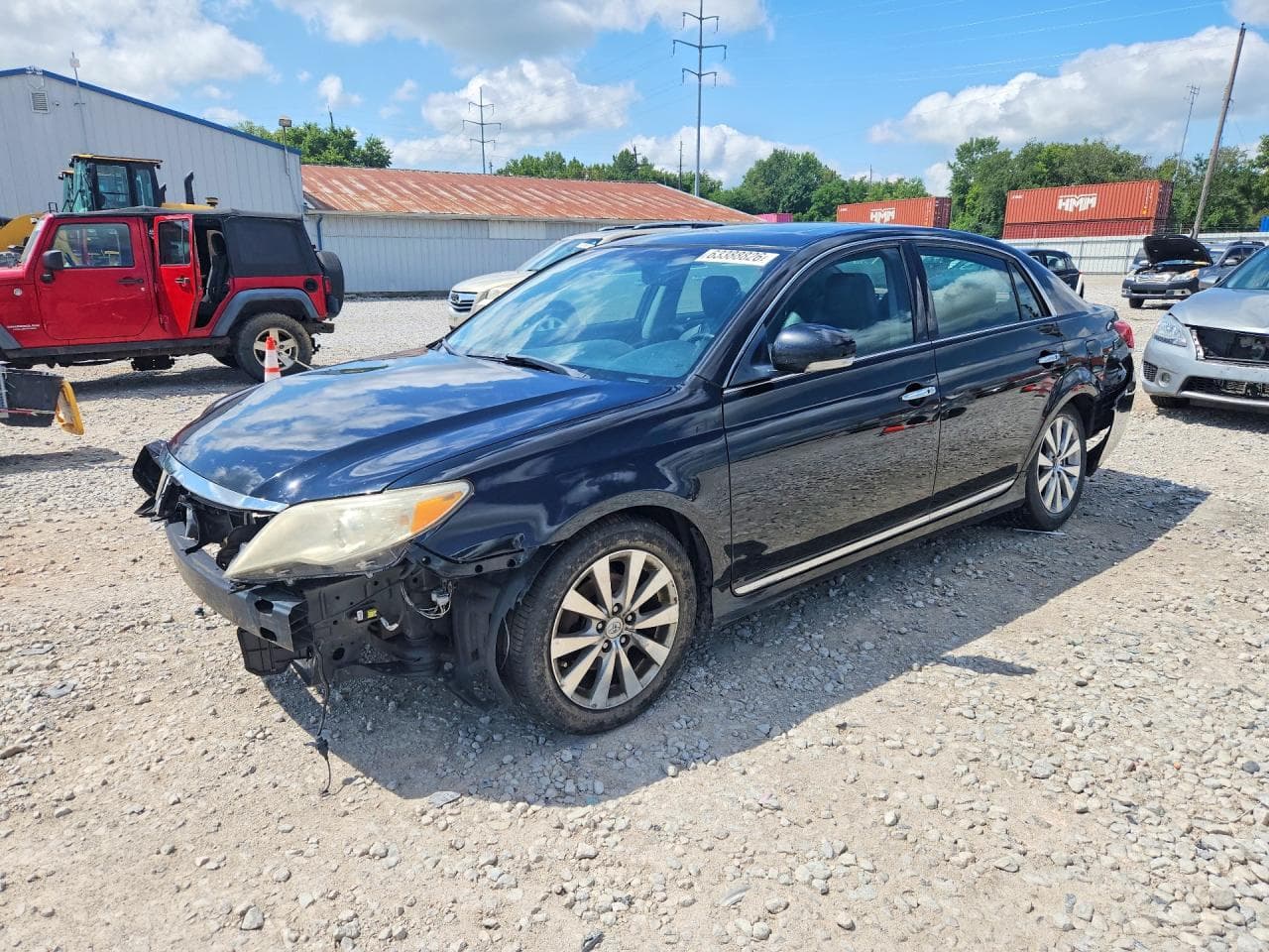 2011 TOYOTA AVALON
