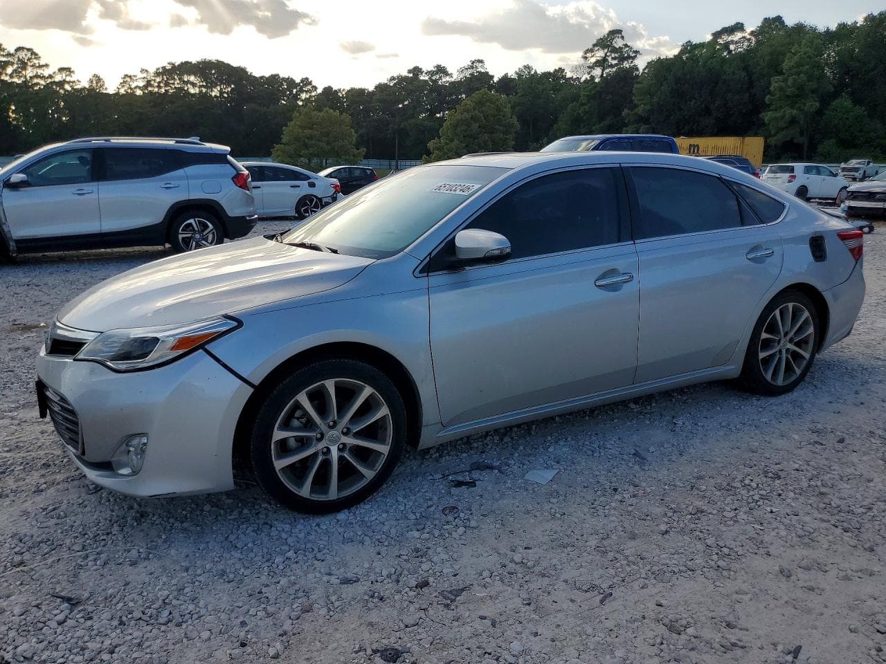 2014 TOYOTA AVALON