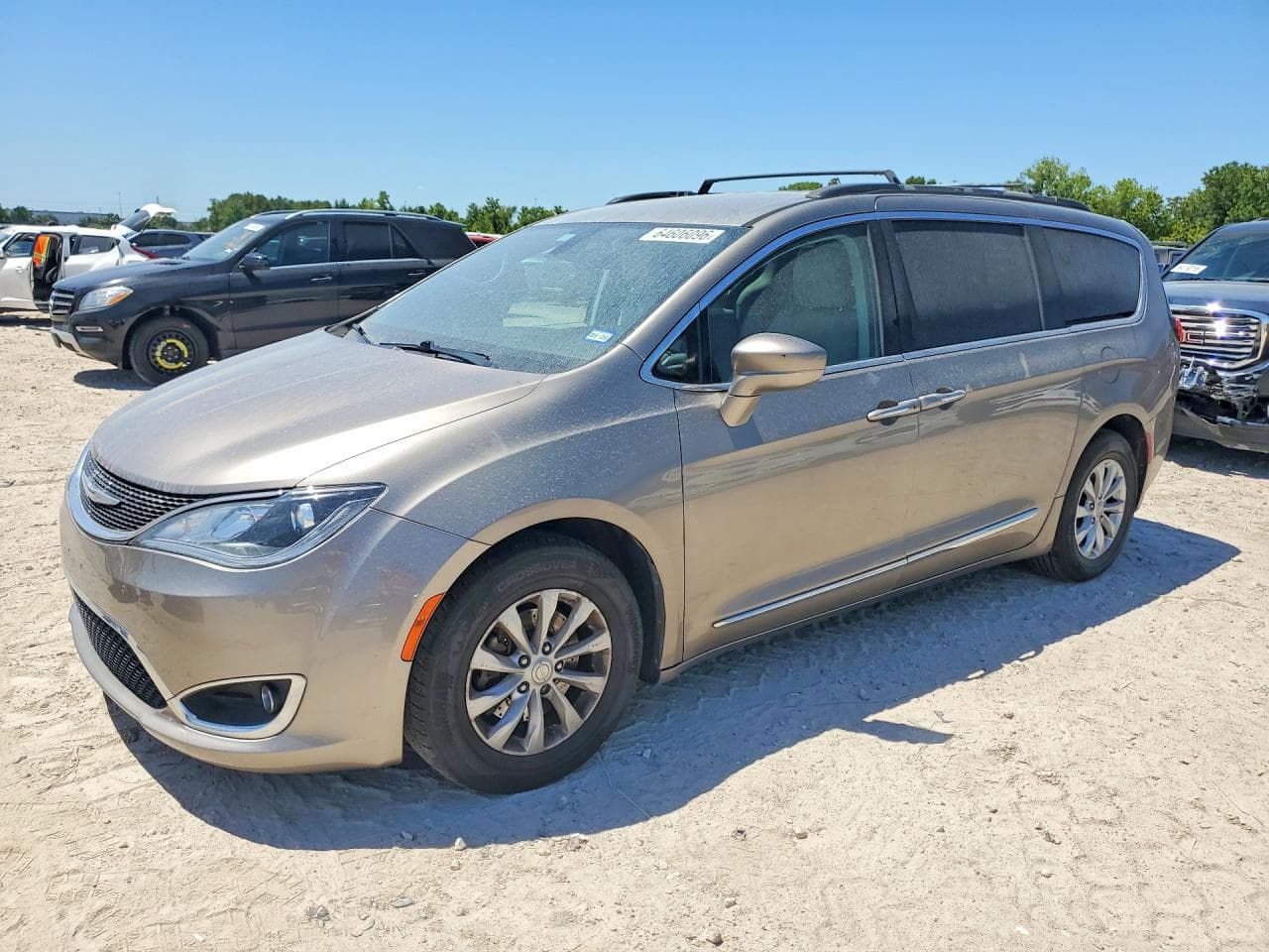 2017 CHRYSLER PACIFICA