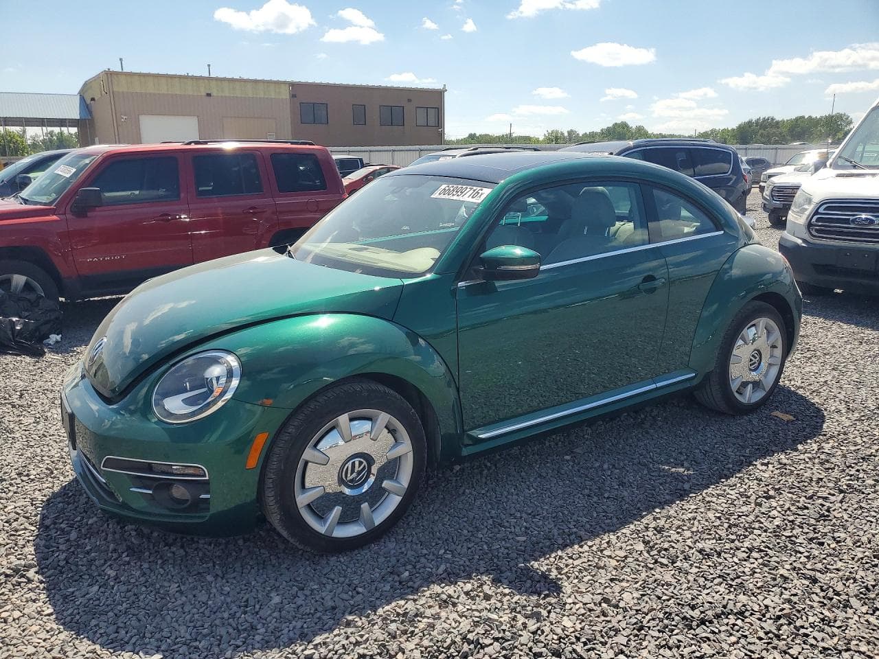 2018 VOLKSWAGEN BEETLE