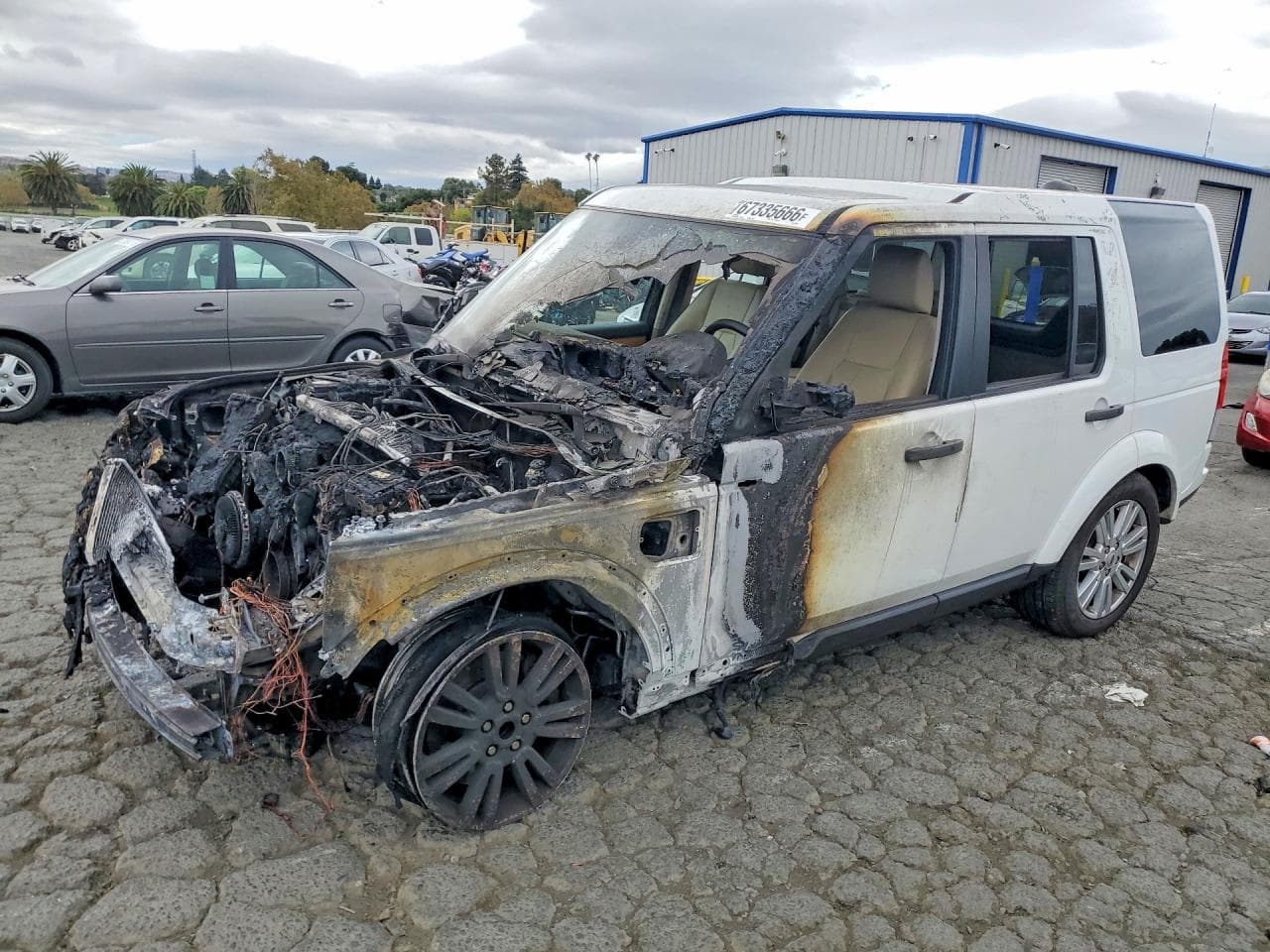 2012 LAND ROVER LR4