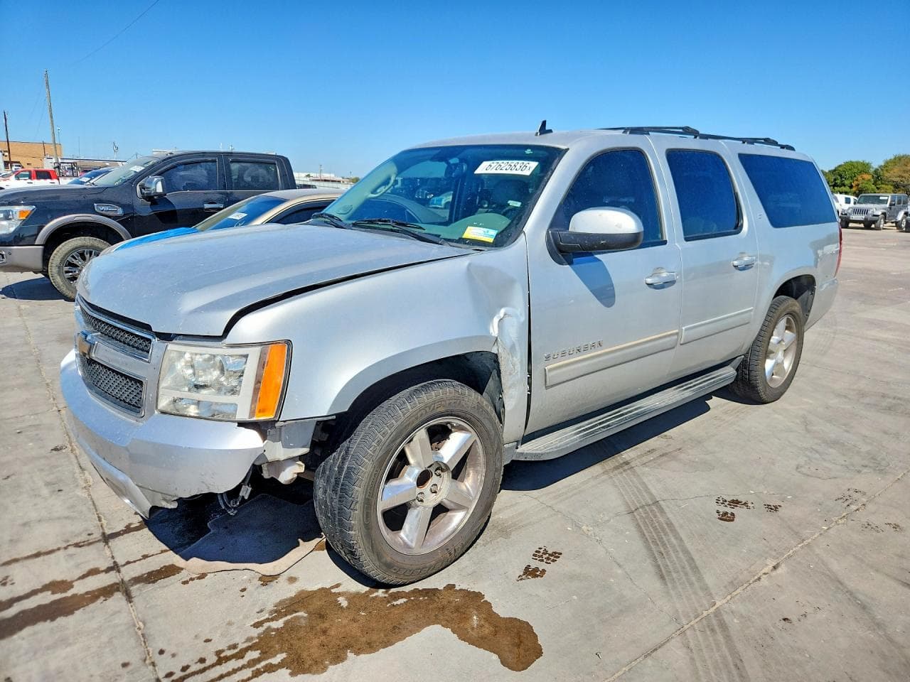 2011 CHEVROLET SUBURBAN