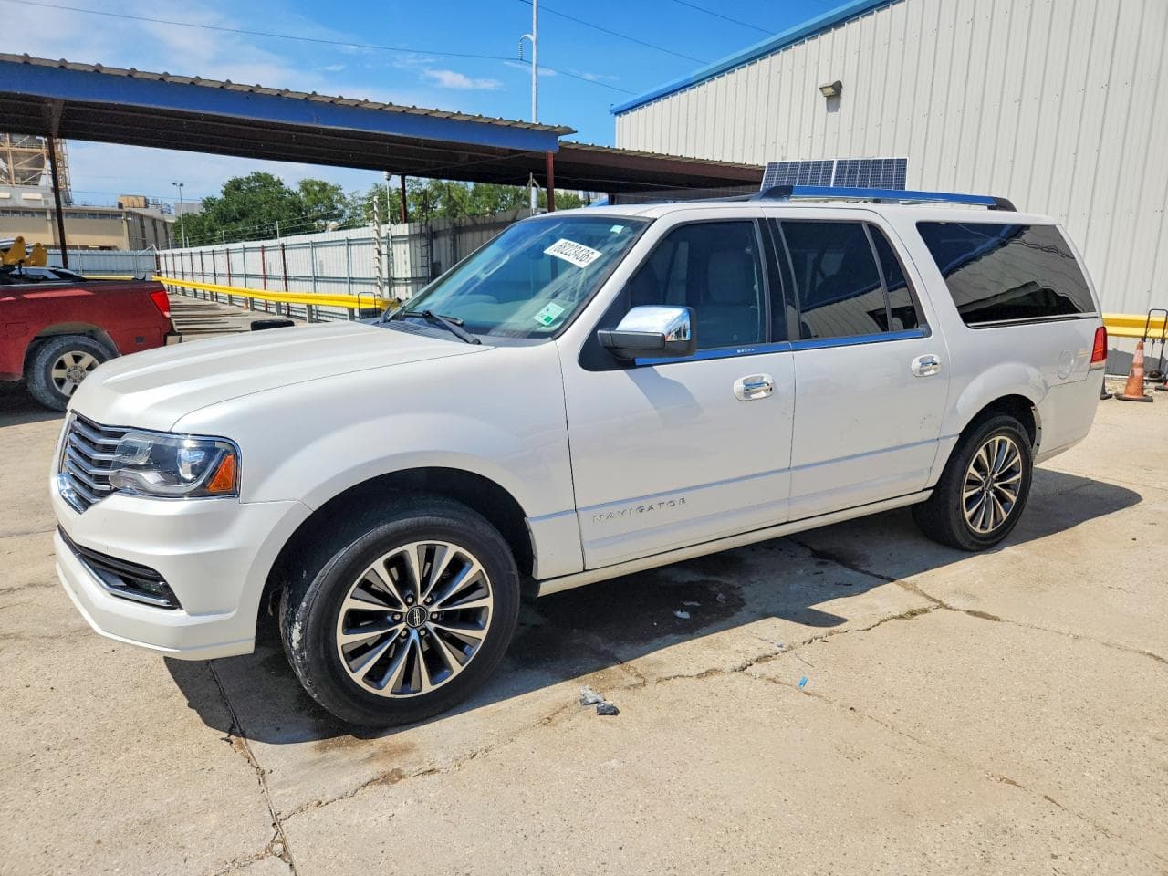 2016 LINCOLN NAVIGATOR